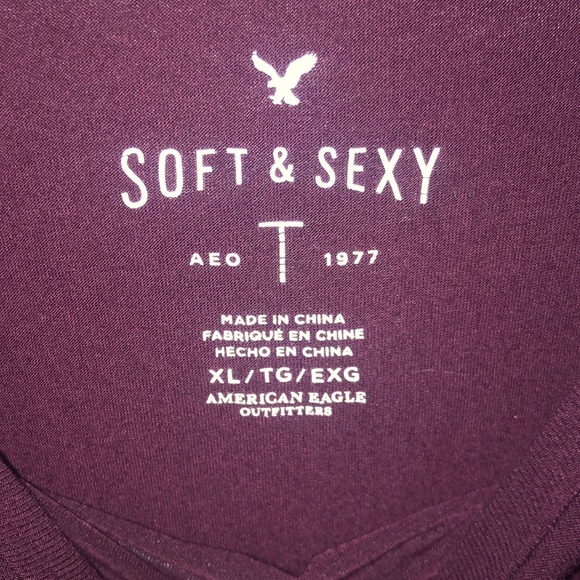American Eagle Soft & Sexy T-Shirt - Picture 2 of 2